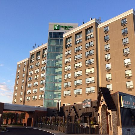 Holiday Inn Hotel & Suites London By Ihg Exterior foto